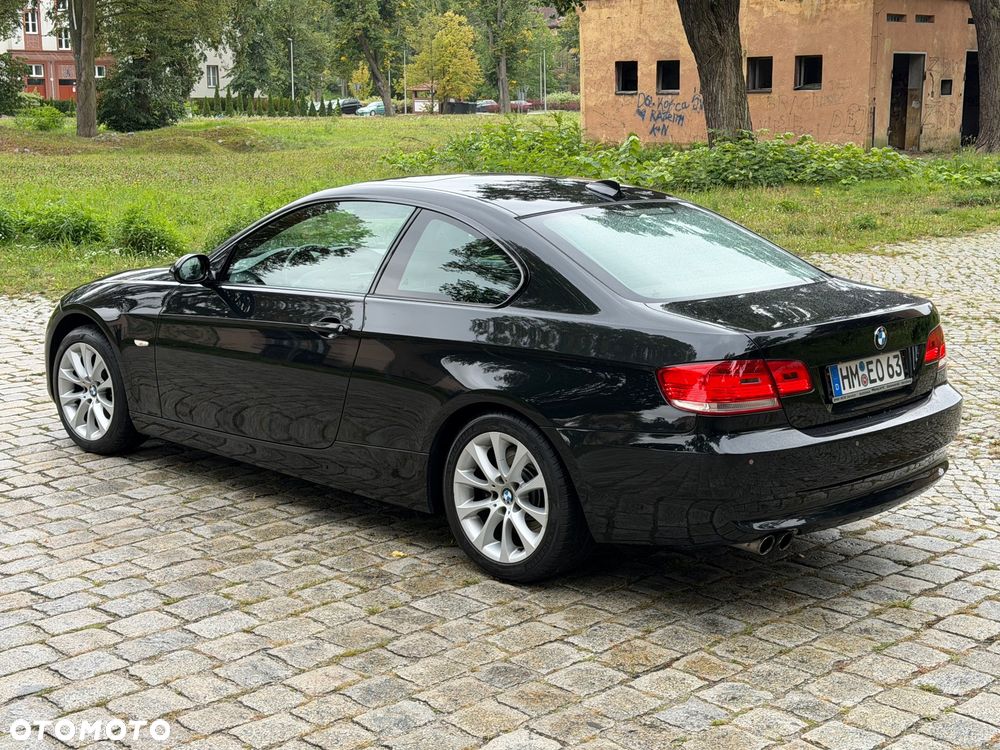 BMW Seria 3 330d - 17