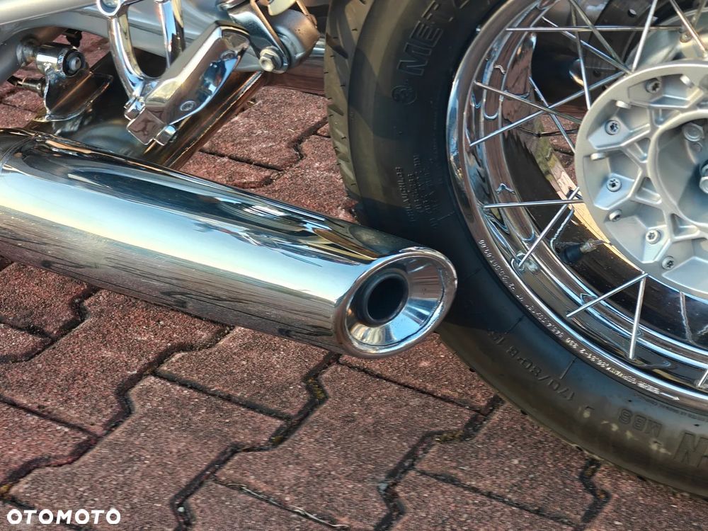 BMW R - 22