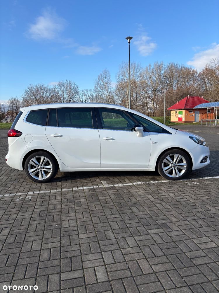 Opel Zafira 1.6 DIT Start/Stop Business Innovation - 4