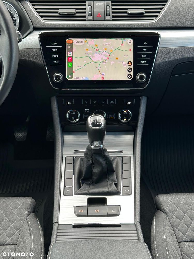 Skoda Superb 2.0 TDI Ambition - 19
