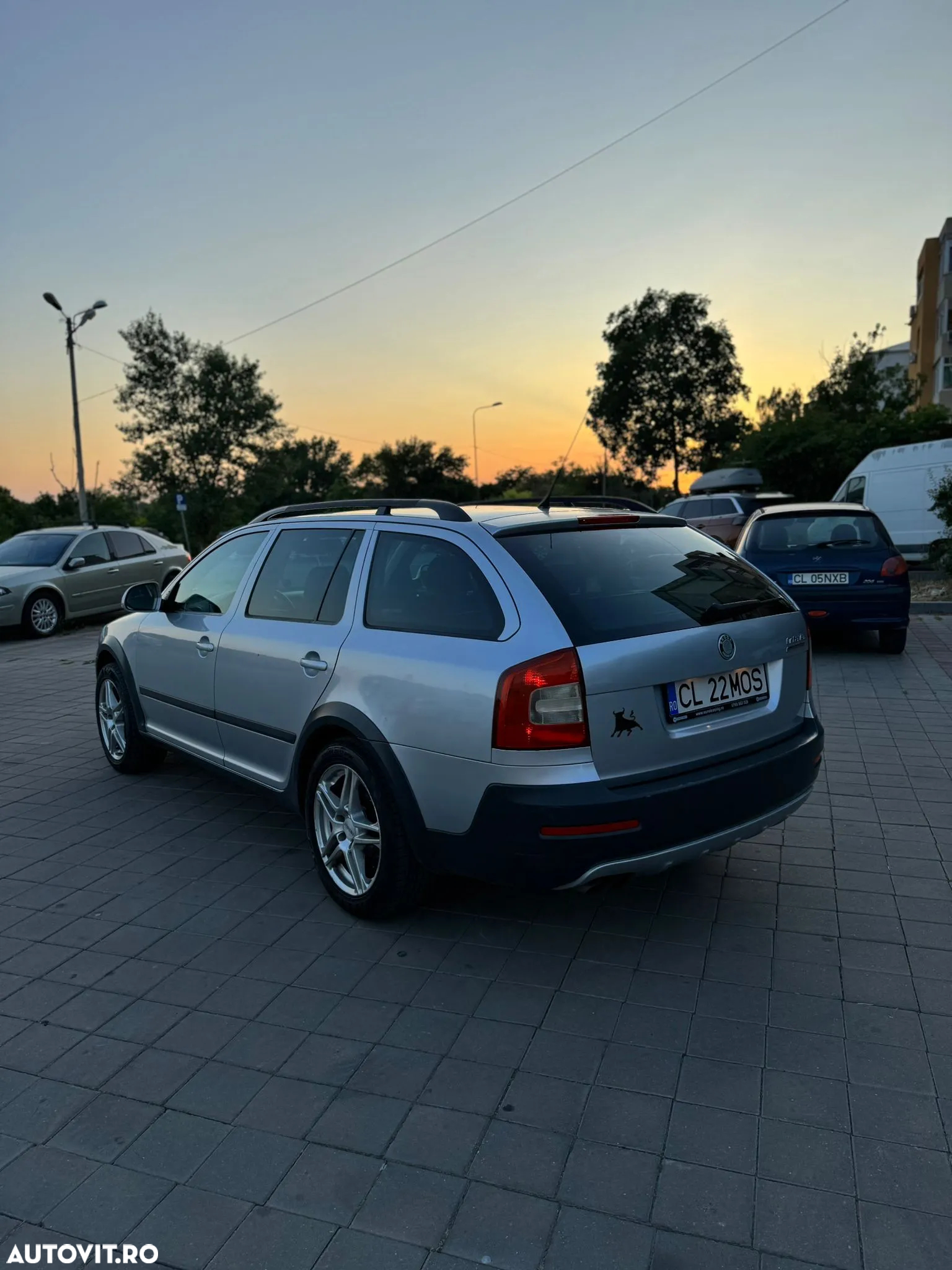 Skoda Octavia Combi 2.0 TDI DPF Elegance 4x4 - 4