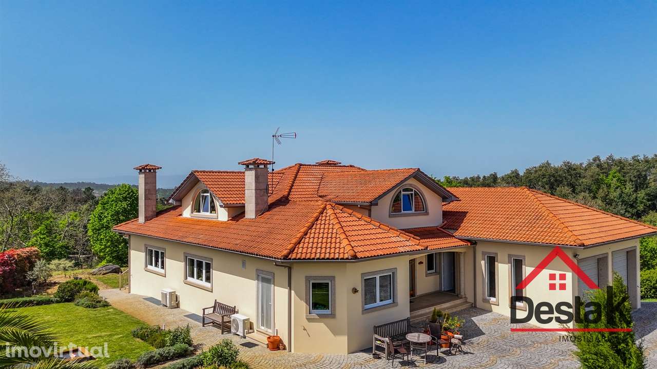 Fantástica Moradia isolada V4 em Lordosa, Viseu - Grande imagem: 3/56