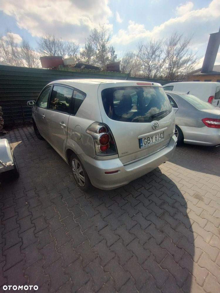 Toyota Corolla Verso 2.0 D-4D Prestige 7os - 11