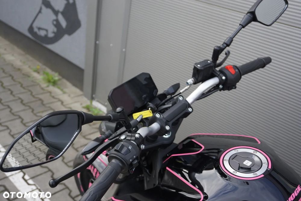 VOGE R125 - 17