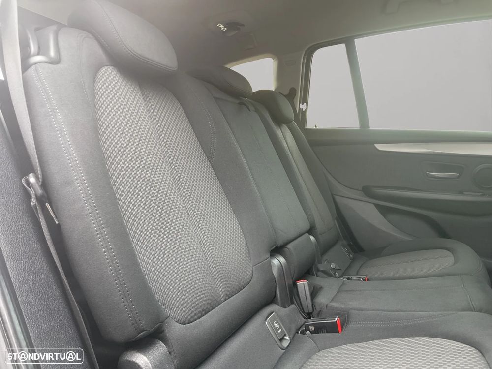BMW 216 Gran Tourer i 7L Advantage - 19