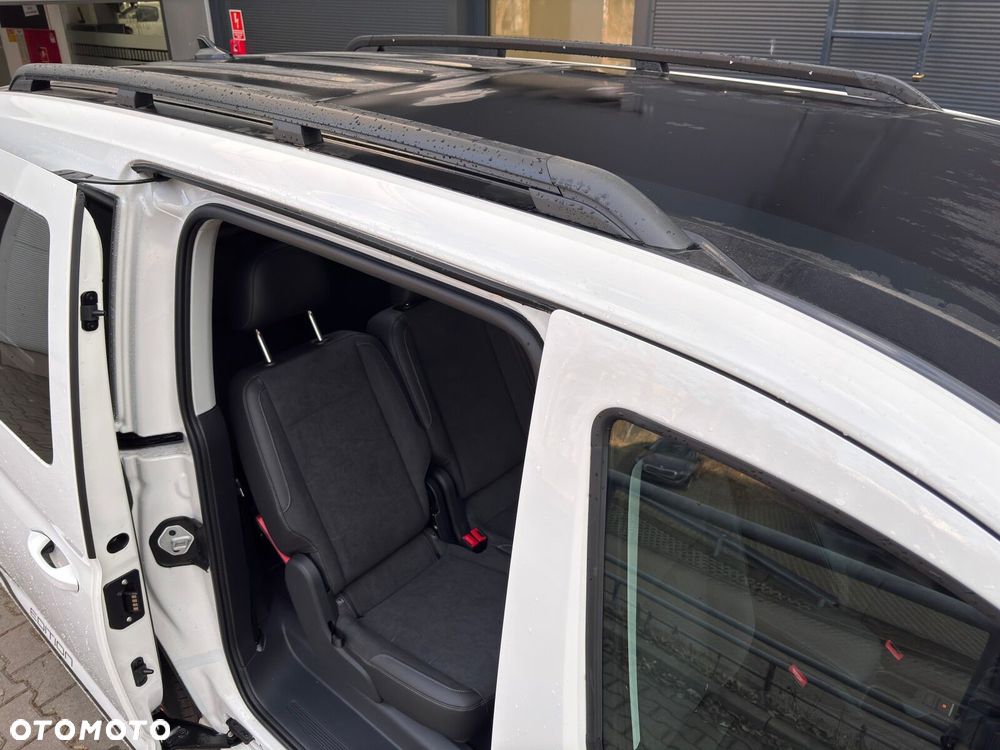 Volkswagen Caddy Maxi 2.0 TDI DSG - 12