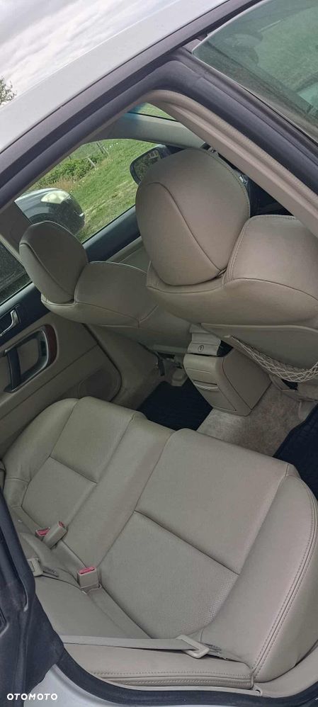 Subaru Legacy - 6