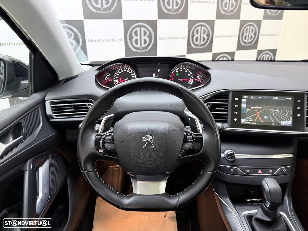 Peugeot 308 PureTech 130 GPF EAT8 Stop & Start Allure Pack - 10