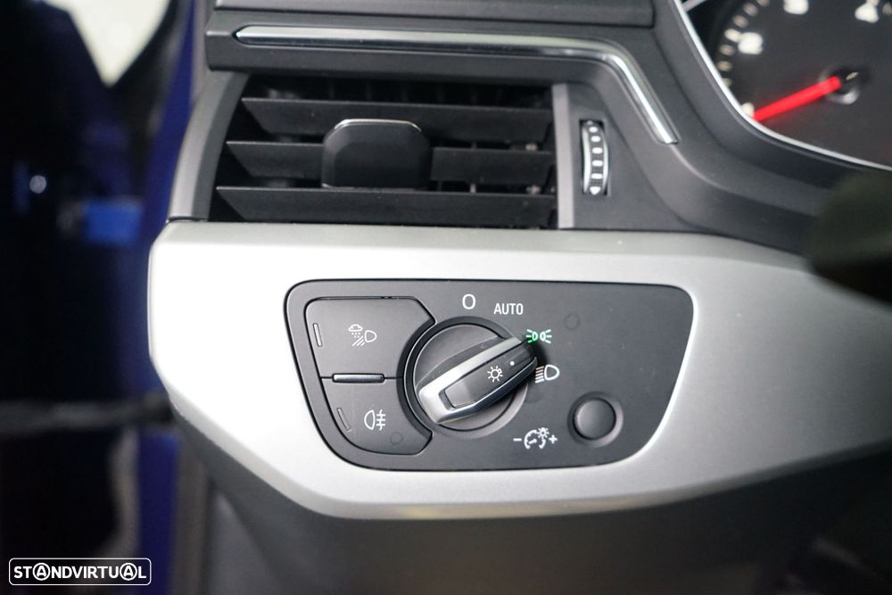 Audi A4 Avant 2.0 TDI multitronic Exclusive - 28