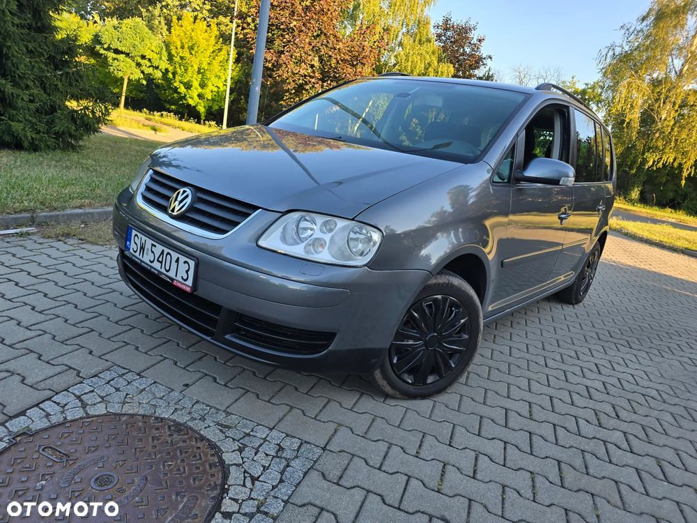 Volkswagen Touran 1.6 FSI - 3