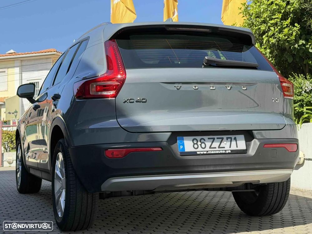 Volvo XC 40 1.5 T3 Momentum Plus Geartronic - 27