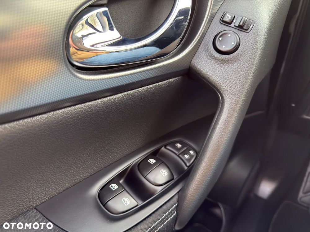 Nissan Qashqai 1.6 DIG-T 360 - 30