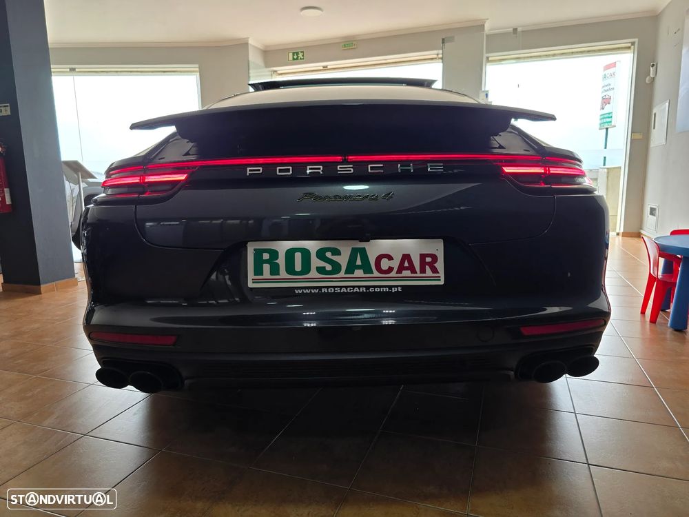 Porsche Panamera 4 E-Hybrid - 27