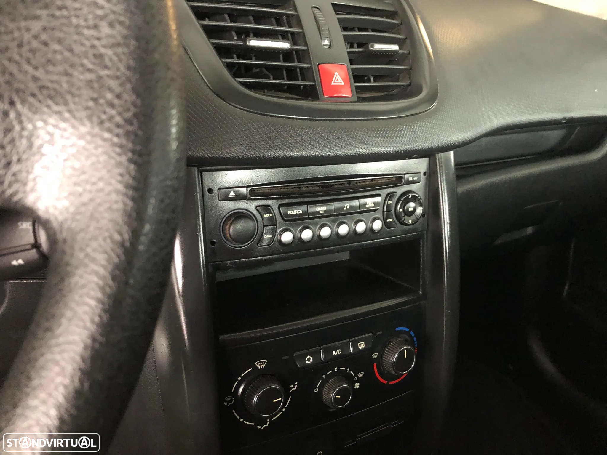 Peugeot 207 - 17
