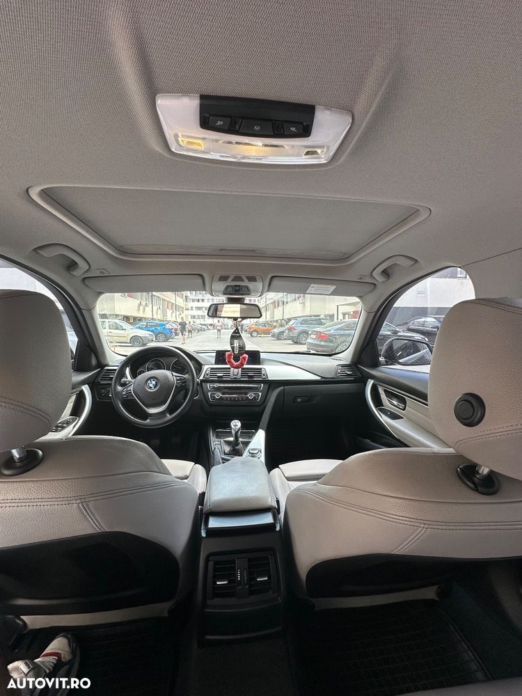 BMW Seria 3 320d Efficient Dynamic Edition Blue Performance Sport Line - 5