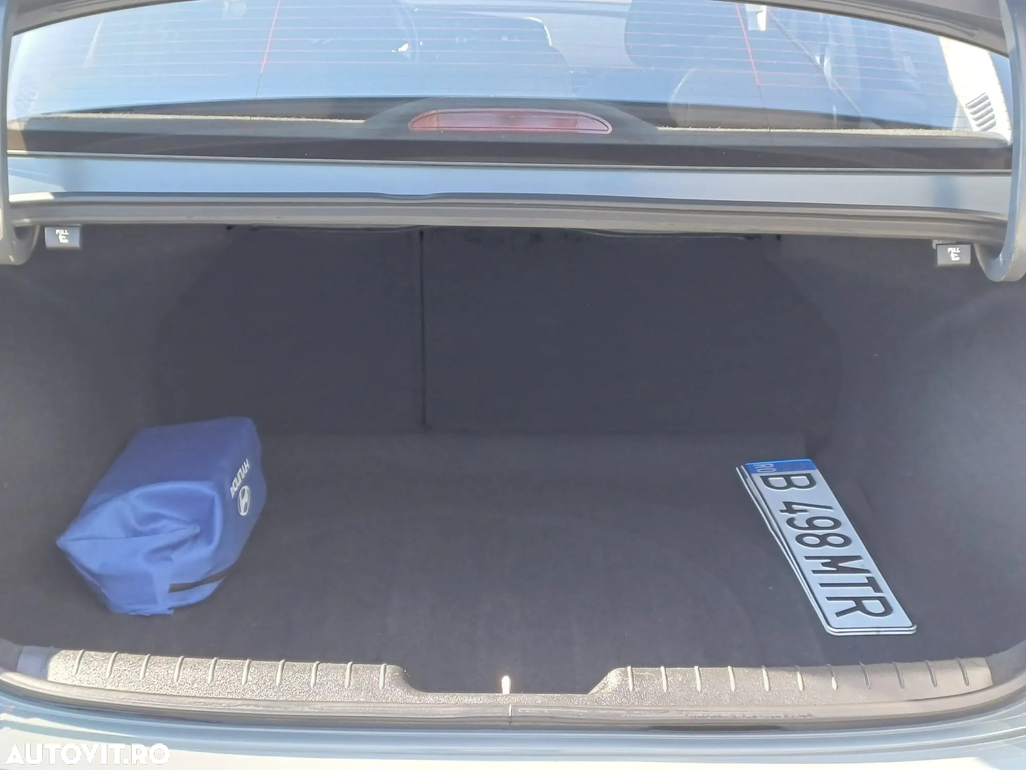 Hyundai Elantra 1.6 l 123 CP CVT Comfort - 6