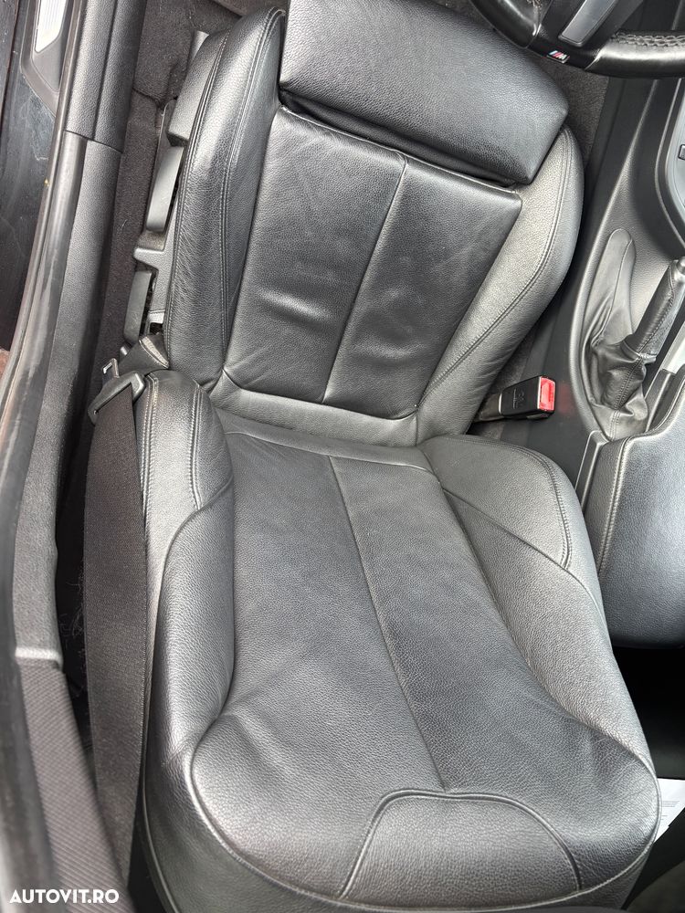 BMW Seria 3 320i Aut. M Sport - 14