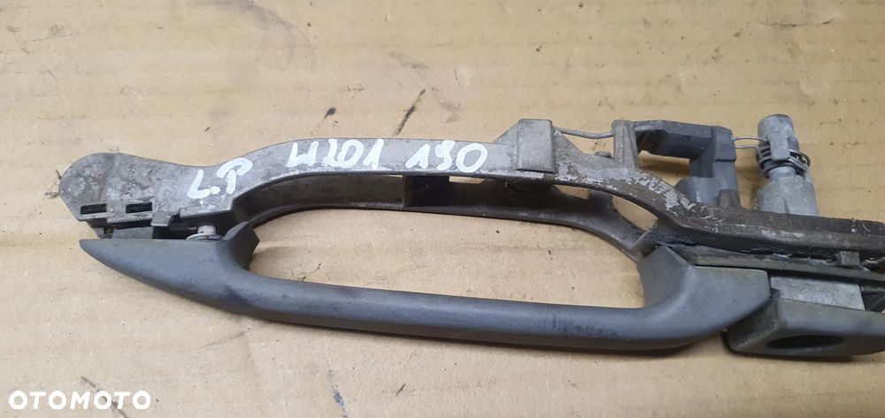 Klamka lewy przód przednia lewa Mercedes W201 190 - 6