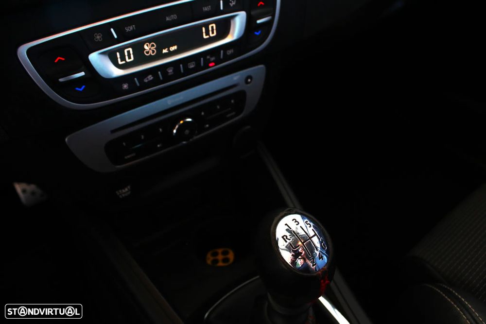 Renault Mégane Sport Tourer 1.5 dCi GT Line - 45