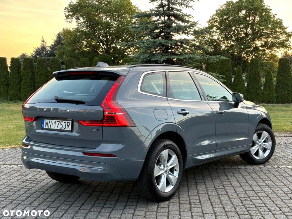 Volvo XC 60 B4 D AWD Momentum Pro - 6