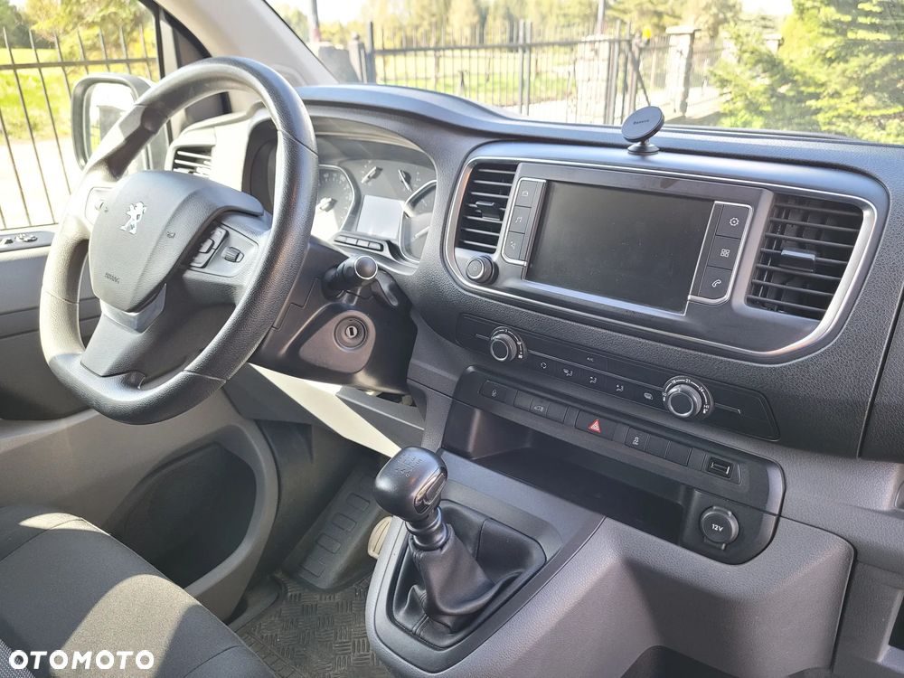 Peugeot Expert - 8