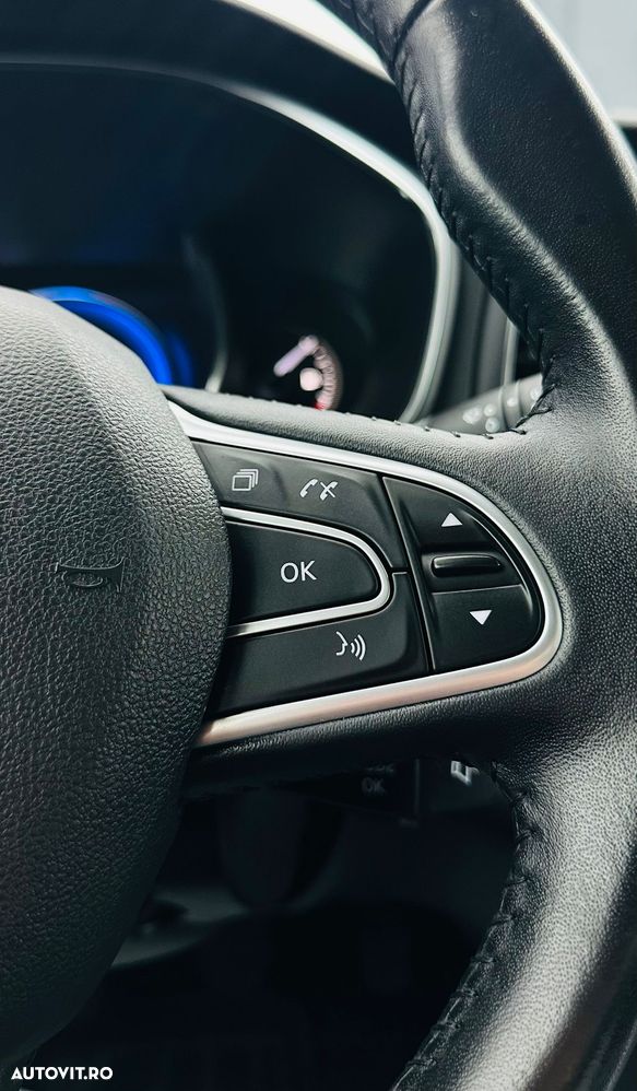 Renault Megane BLUE dCi 115 BUSINESS EDITION - 30