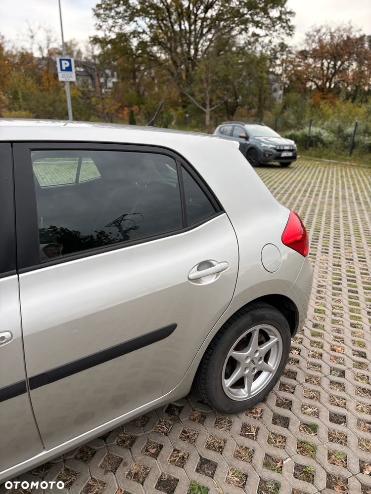 Toyota Auris - 7