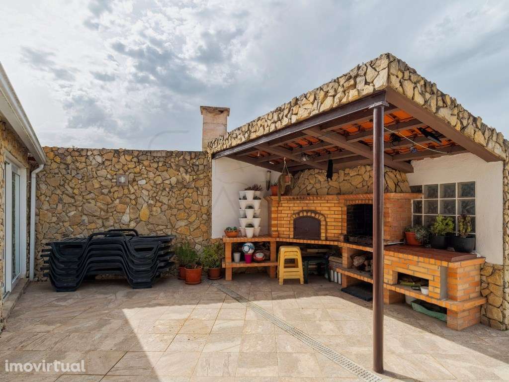 Moradia T4 com garagem, jardim, piscina e barbeque junto à Quinta d... - Grande imagem: 3/25