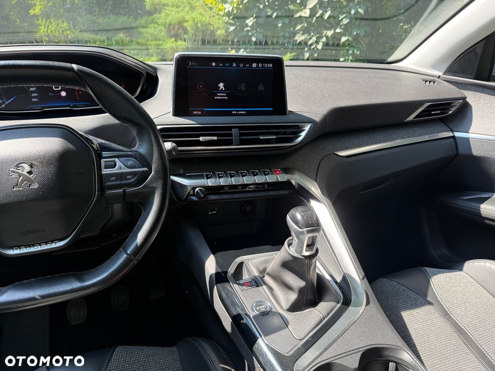 Peugeot 3008 1.5 BlueHDi Allure S&S - 17
