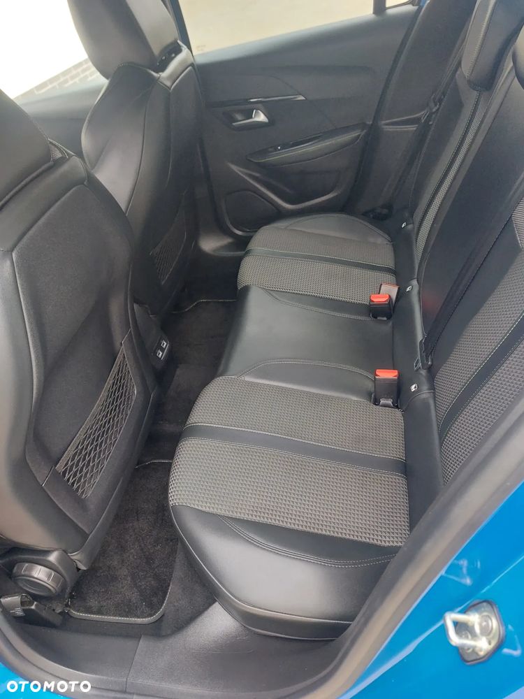 Peugeot 208 1.2 PureTech GT Pack S&S - 31