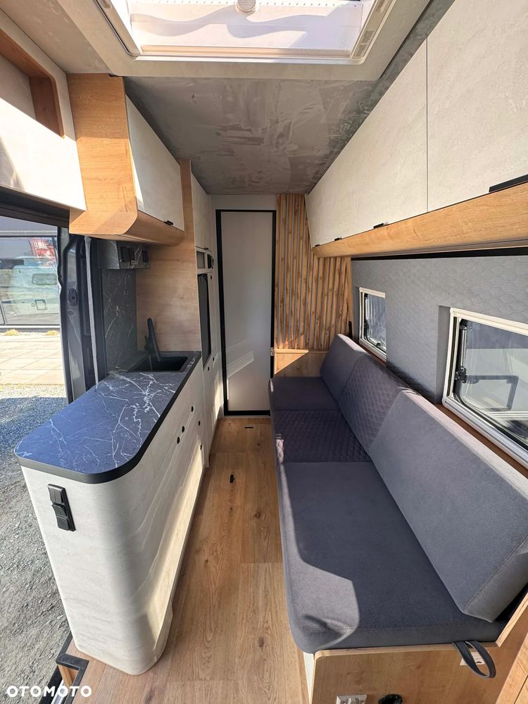 Globe-Traveller Falcon 2XS - 12