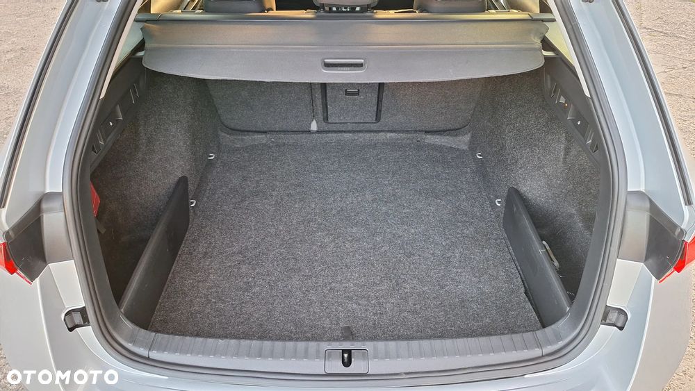 Skoda Octavia 2.0 TDI DSG Exclusive - 38