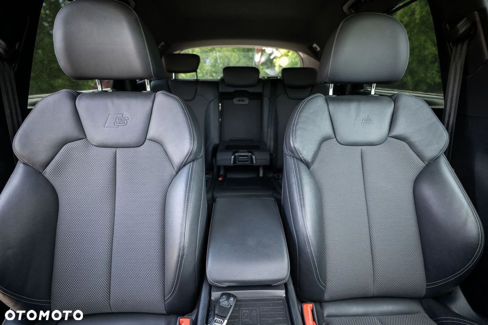 Audi Q5 55 TFSI e Quattro S Line S tronic - 25