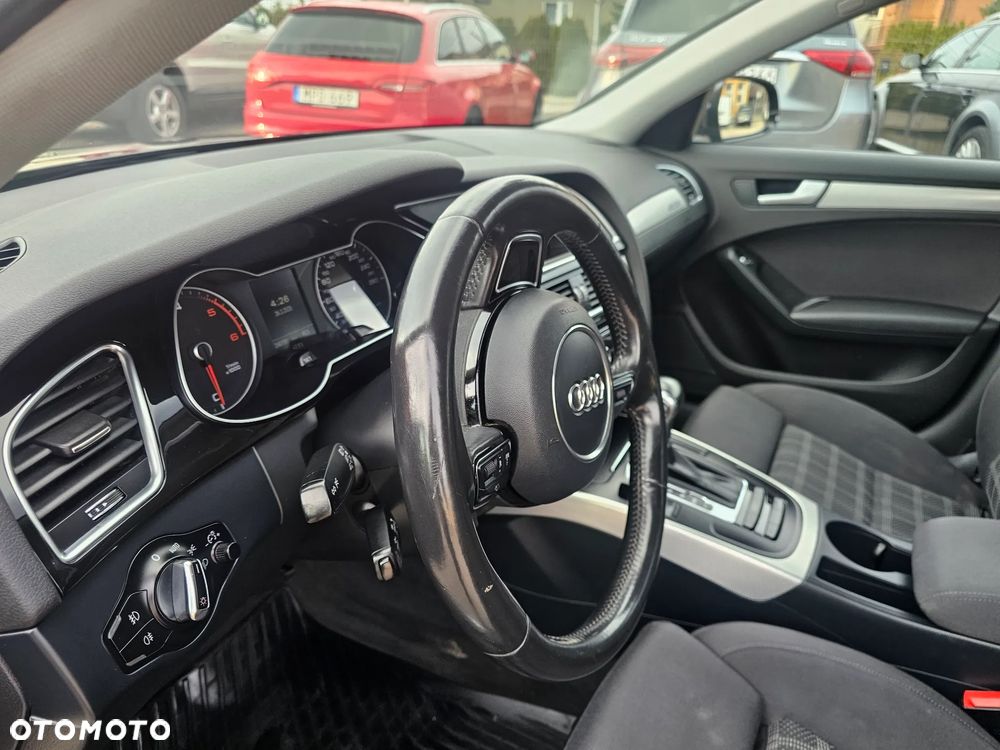 Audi A4 Avant 2.0 TDI S tronic quattro - 13