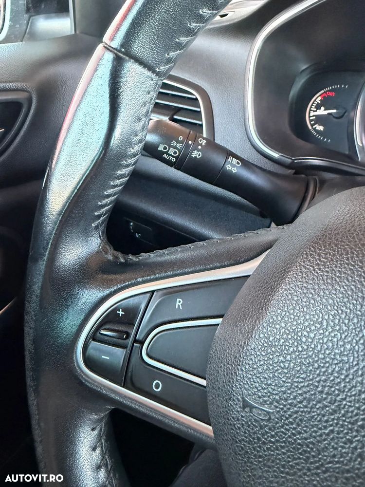 Renault Megane BLUE dCi Limited - 13