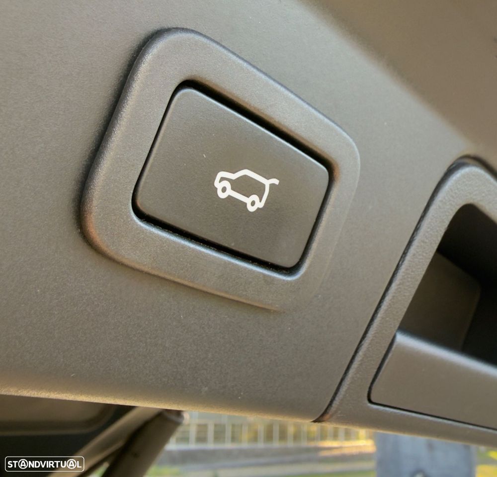 Land Rover Range Rover Velar - 18