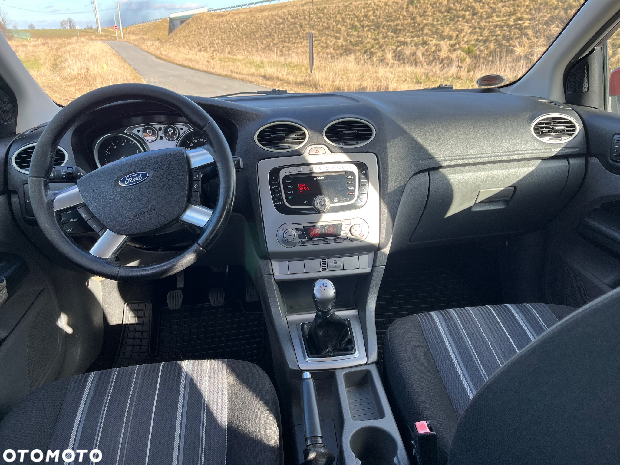 Ford Focus - 10