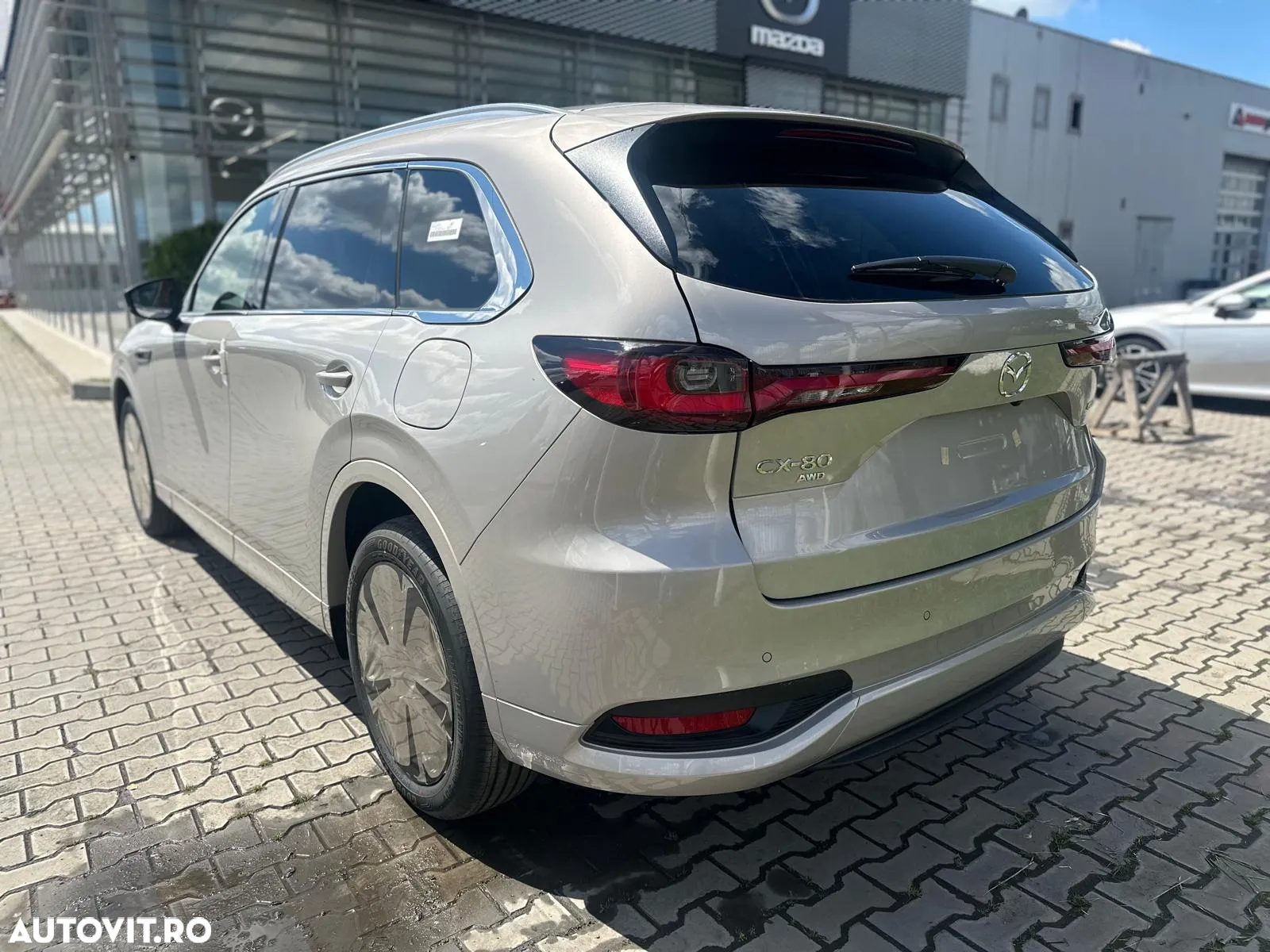 Mazda CX-80 2.5 e-Skyactiv AT8 AWD PHEV Homura Plus - 11
