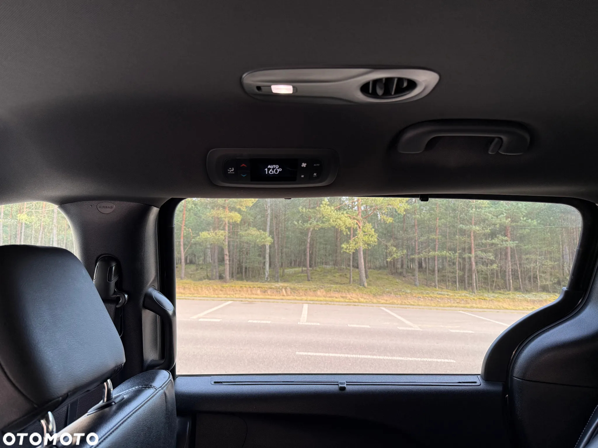 Chrysler Pacifica - 15