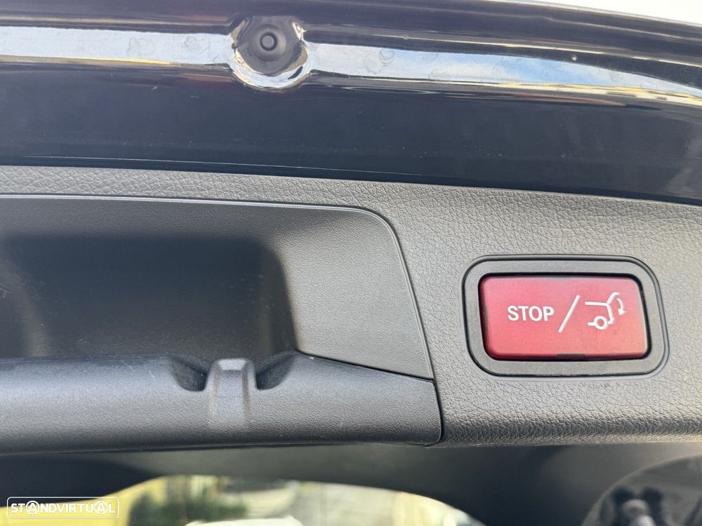 Mercedes-Benz GLA 250 4Matic AMG Line - 22