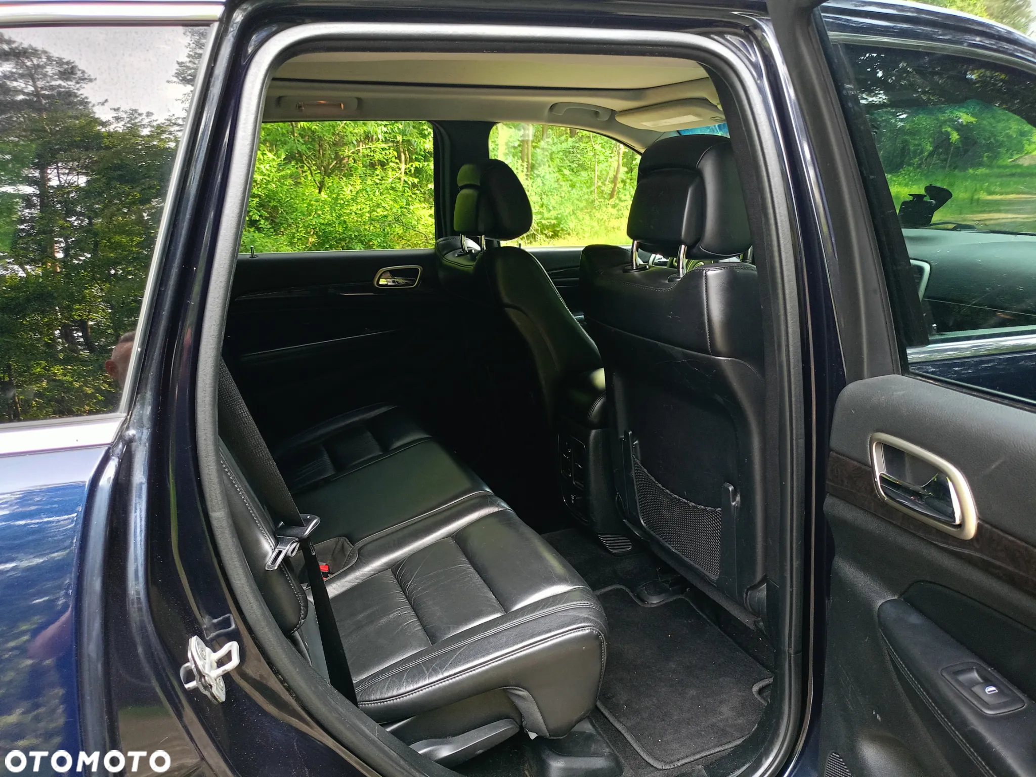 Jeep Grand Cherokee - 11