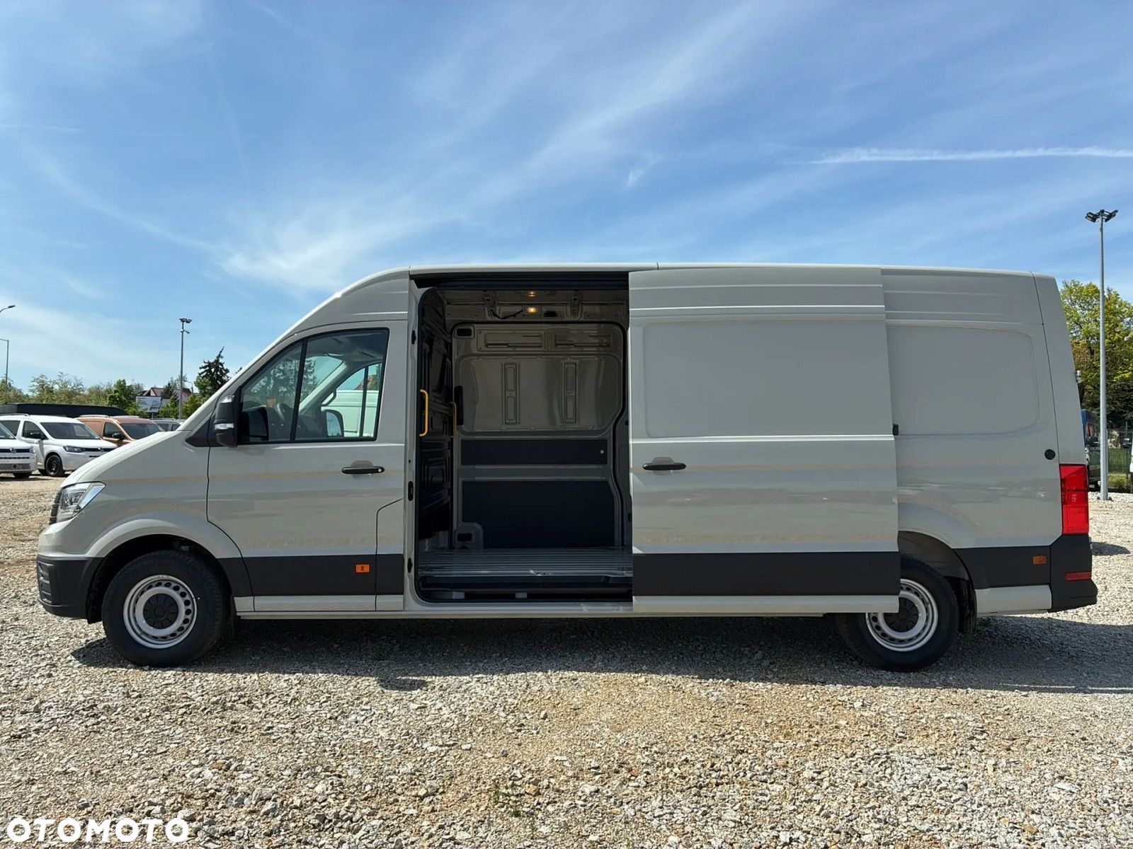 Volkswagen Crafter 35 Furgon AUTOMAT/L4H3, 2.0BiTDI 177KM, 4490mm, Wysoki dach, r.o. 4490 - 9