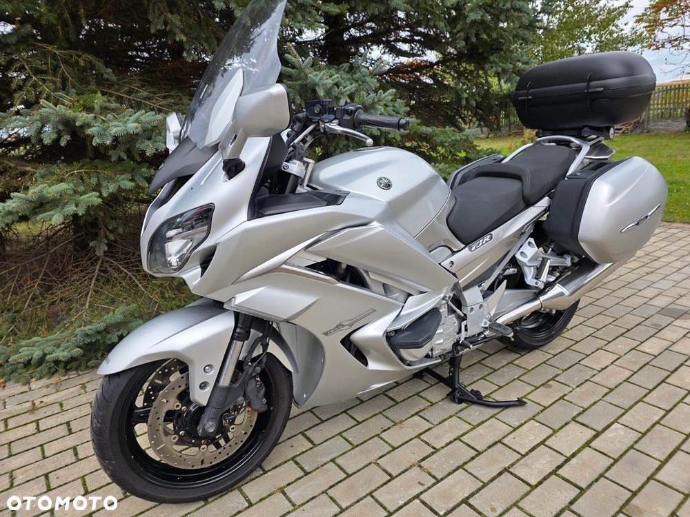 Yamaha FJR - 36