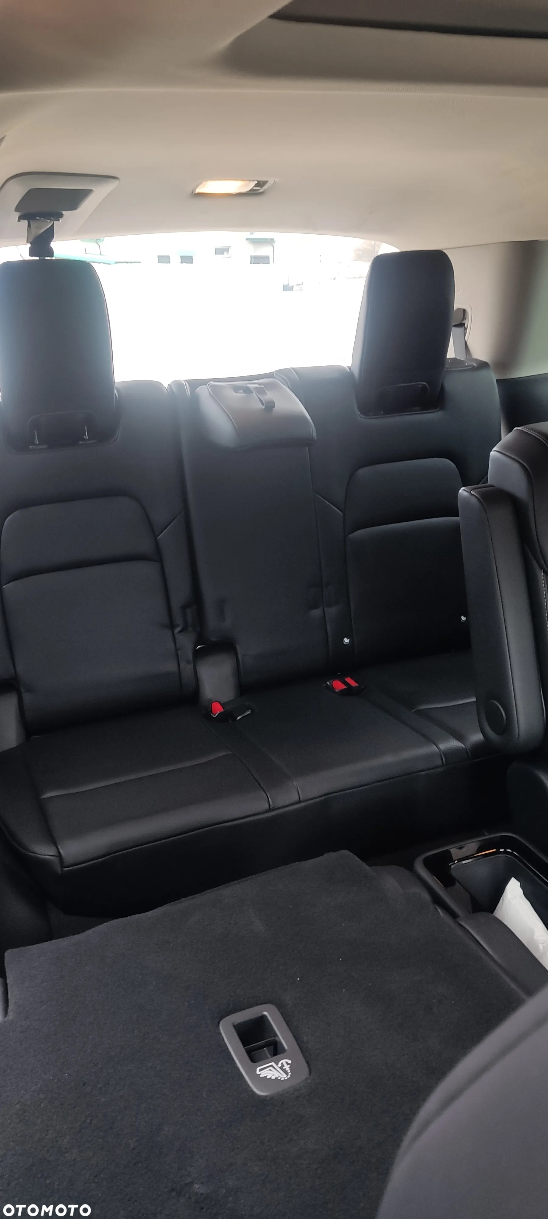 Nissan Pathfinder - 23