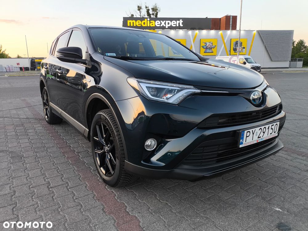 Toyota RAV4 - 1