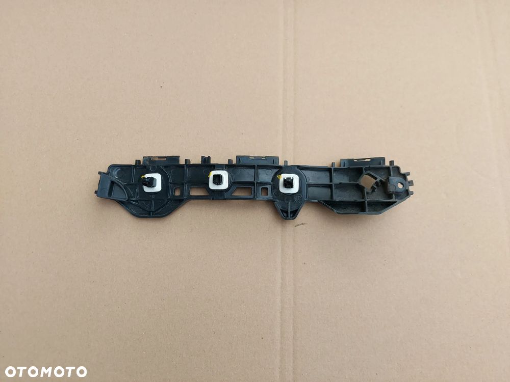 Toyota Corolla E21 HB 19- Ślizg Zderzaka Tył L - 3