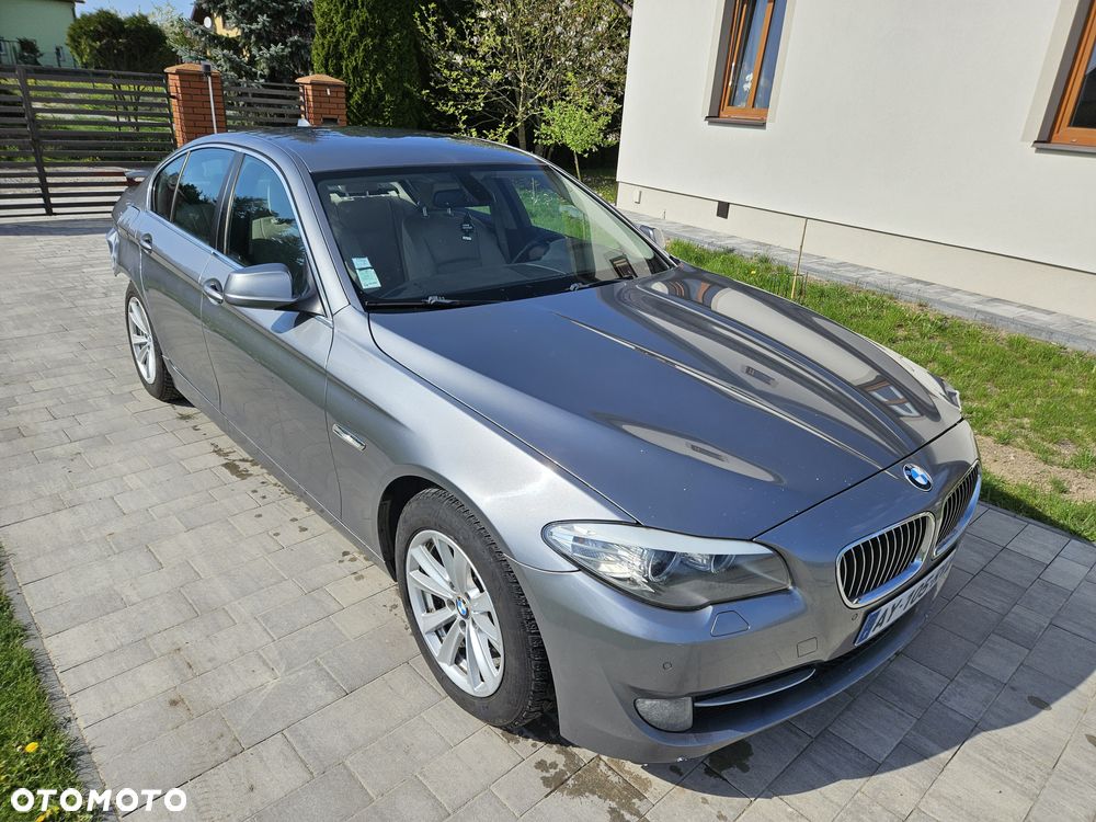 BMW Seria 5 525d Sport-Aut - 11
