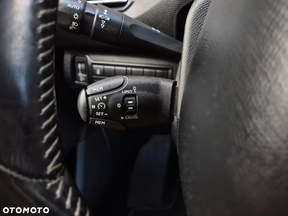 Peugeot 308 1.6 THP Allure - 14