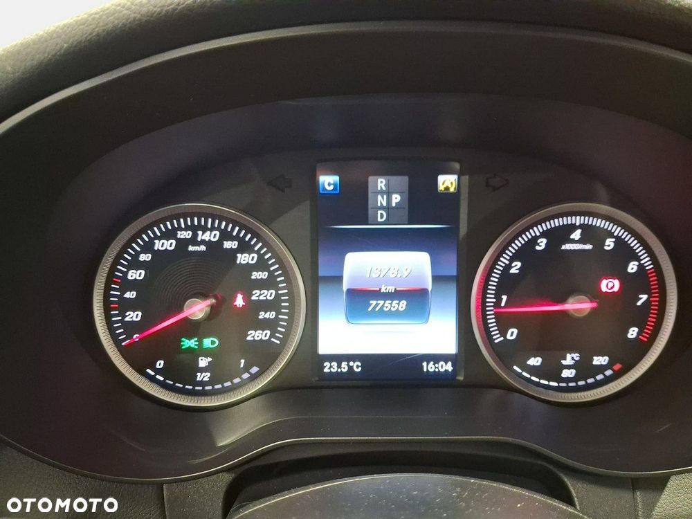 Mercedes-Benz Klasa C - 25