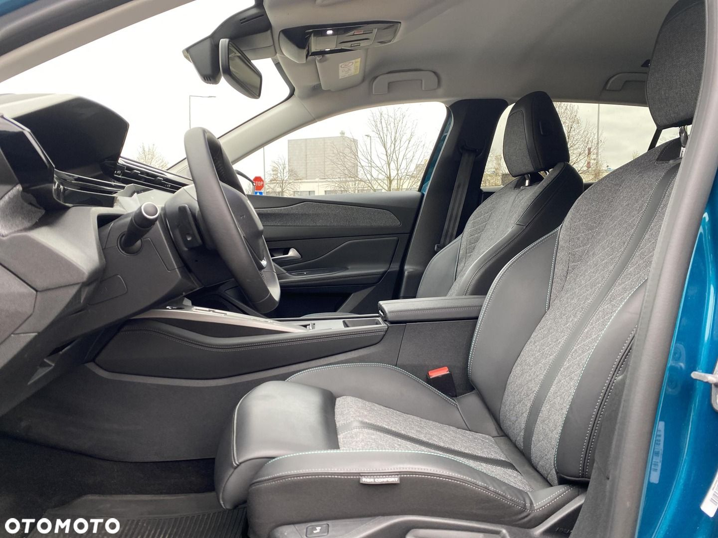 Peugeot 408 1.2 PureTech Allure S&S EAT8 - 13